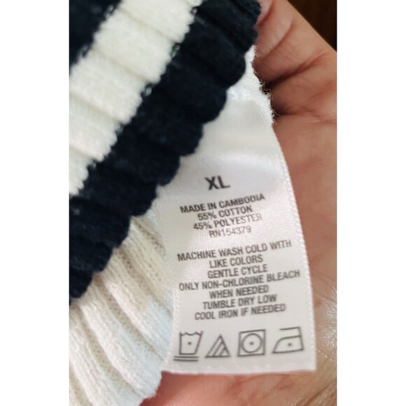 Aeropostale White Cardigan Button Up Blk Stripes Bottom/Wrists Size XL Preppy - Picture 8 of 8